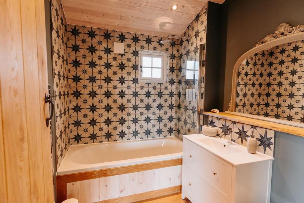 Beautiful Cottage In Bredfield Near To Woodbridge On The Suffolk Coast Luaran gambar